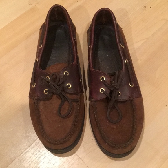 sperry suede shoes
